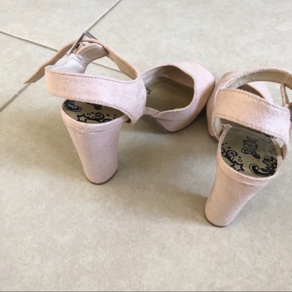 platform heel sandals - Picture 5 of 7